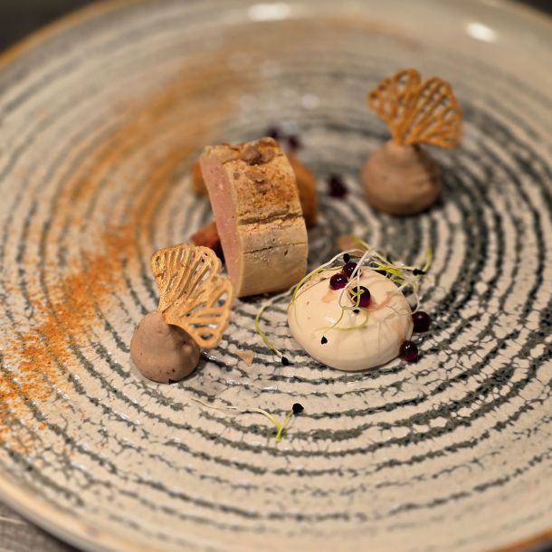 Assiette sur le thème du foie gras