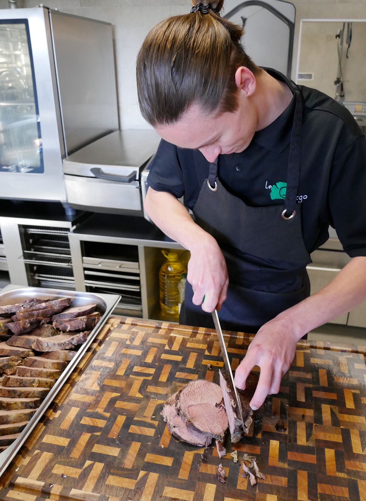 Découpe d'un filet de viande à emporter
