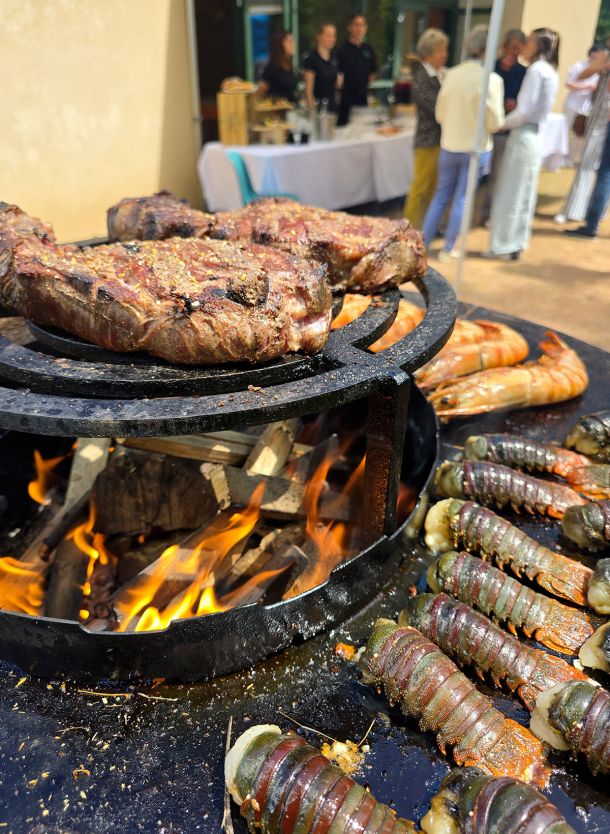 Braséro de viandes de boeuf et crustacés par le Ginkgo
