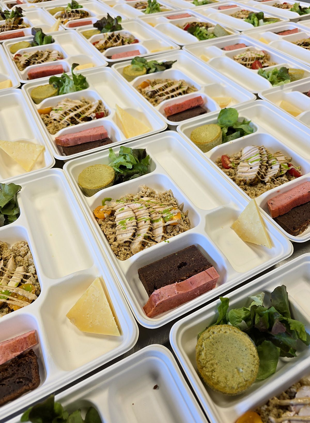 Plateaux repas pour les entreprises ou les séminaires à emporter