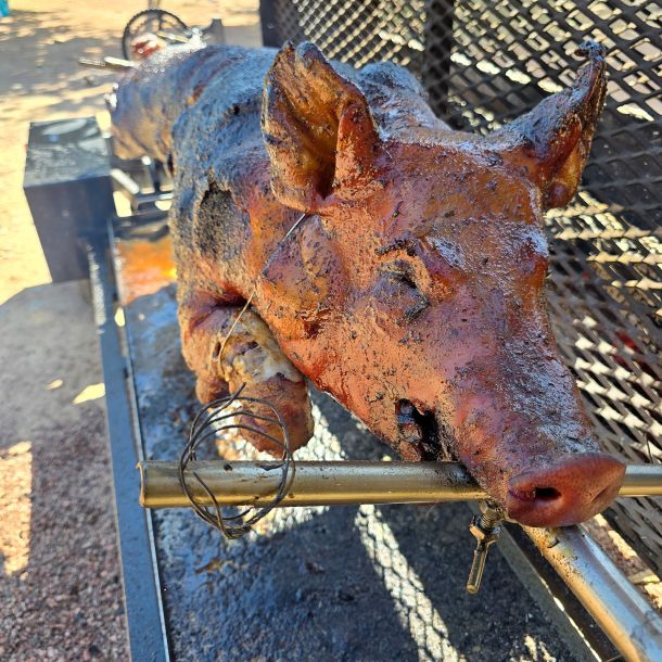 Cochon à la broche par le Ginkgo